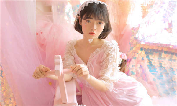 宛城供卵试管代怀生子多少钱？这一直是很多不孕不育家庭关注的话题。在中国，不孕不育的发生率越来越高，根据《中国不孕不育现状调研报告》显示，育龄夫妇的不孕不育率从20年前的3%增长至现在的12.5%-18.2%，患者人数高达6000万以上。在这样的背景下，许多家庭通过供卵试管来实现自己的生育梦想。那么，供卵试管代怀生子的费用到底是多少呢？